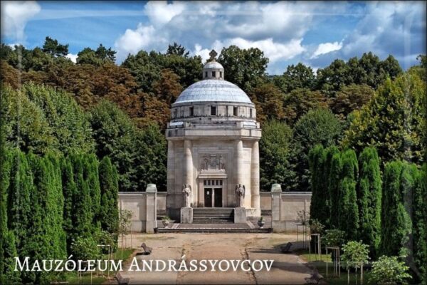 Mauzoleum Andrássych II. – Magnes żywiczny