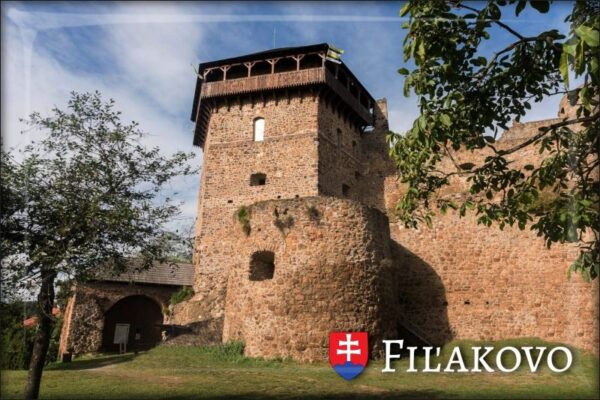 Fiľakovo zamek II. – Magnes żywiczny