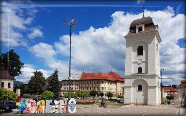 Brezno – wieża miejska – Magnes żywiczny