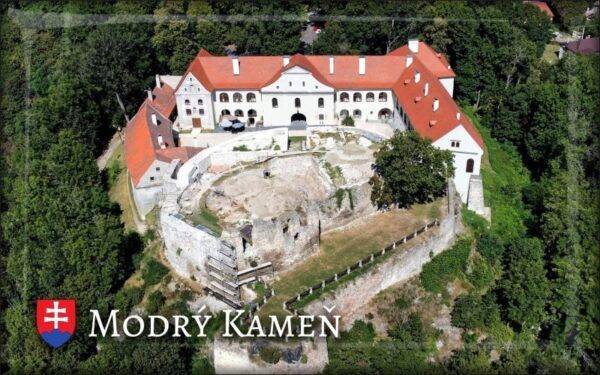 Zamek Modrý Kameň II. – Magnes żywiczny
