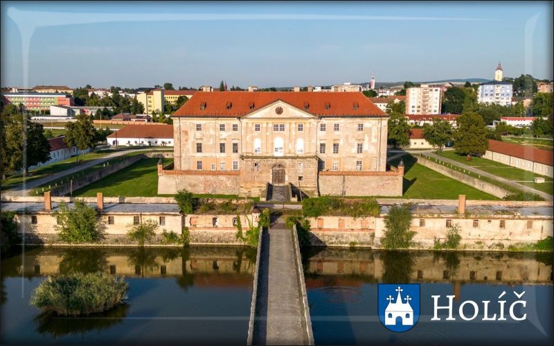 Holíč - Zamek I. – Magnes żywiczny