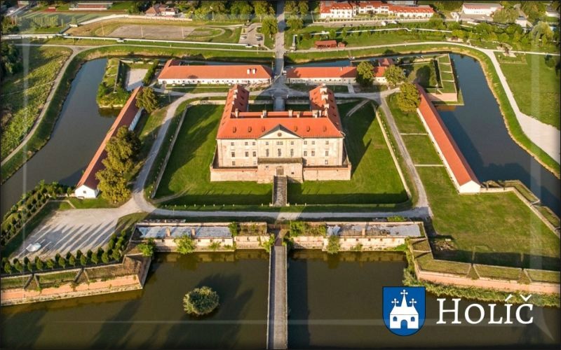 Holíč - Zamek II. – Magnes żywiczny